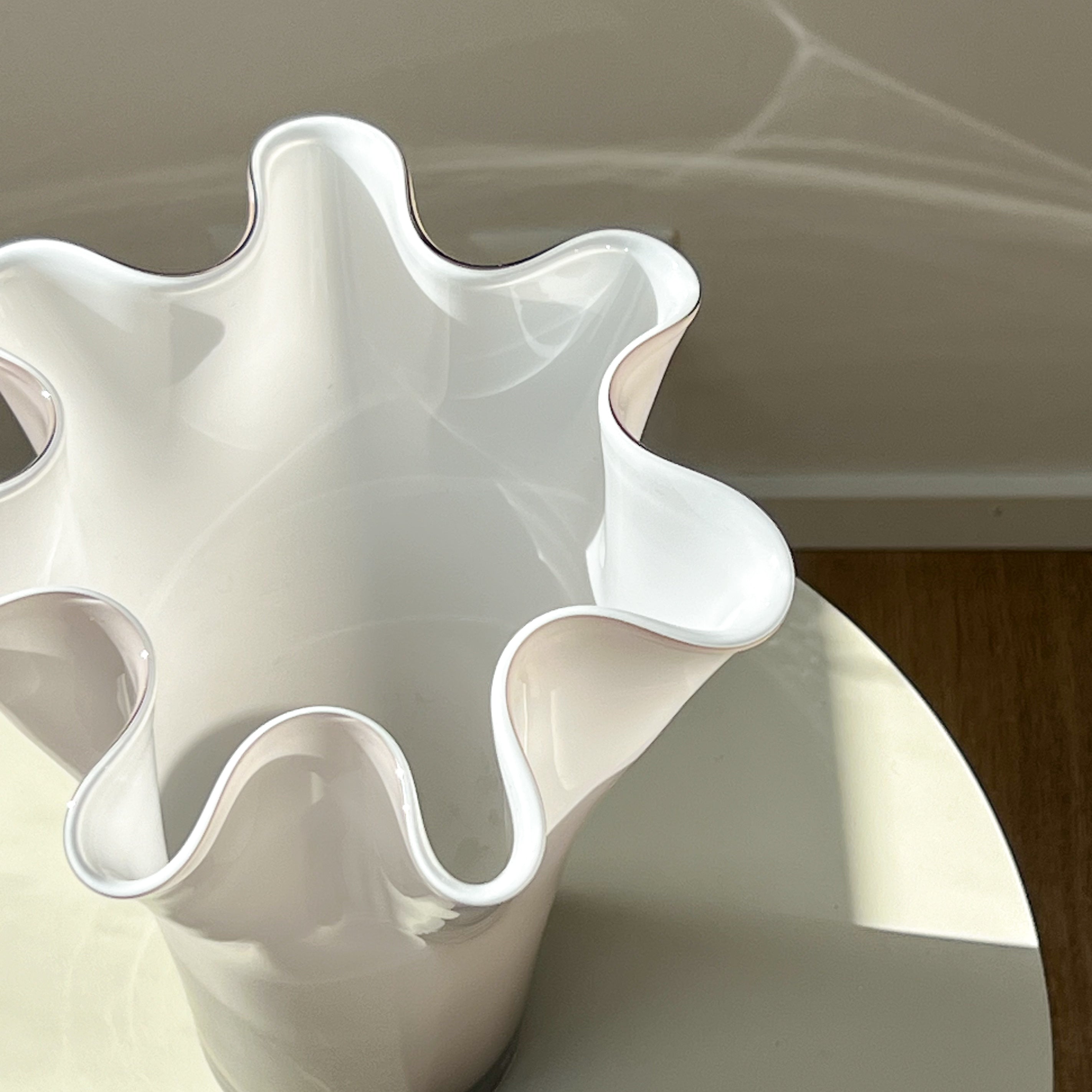 Ombre Fazzoletto Vase