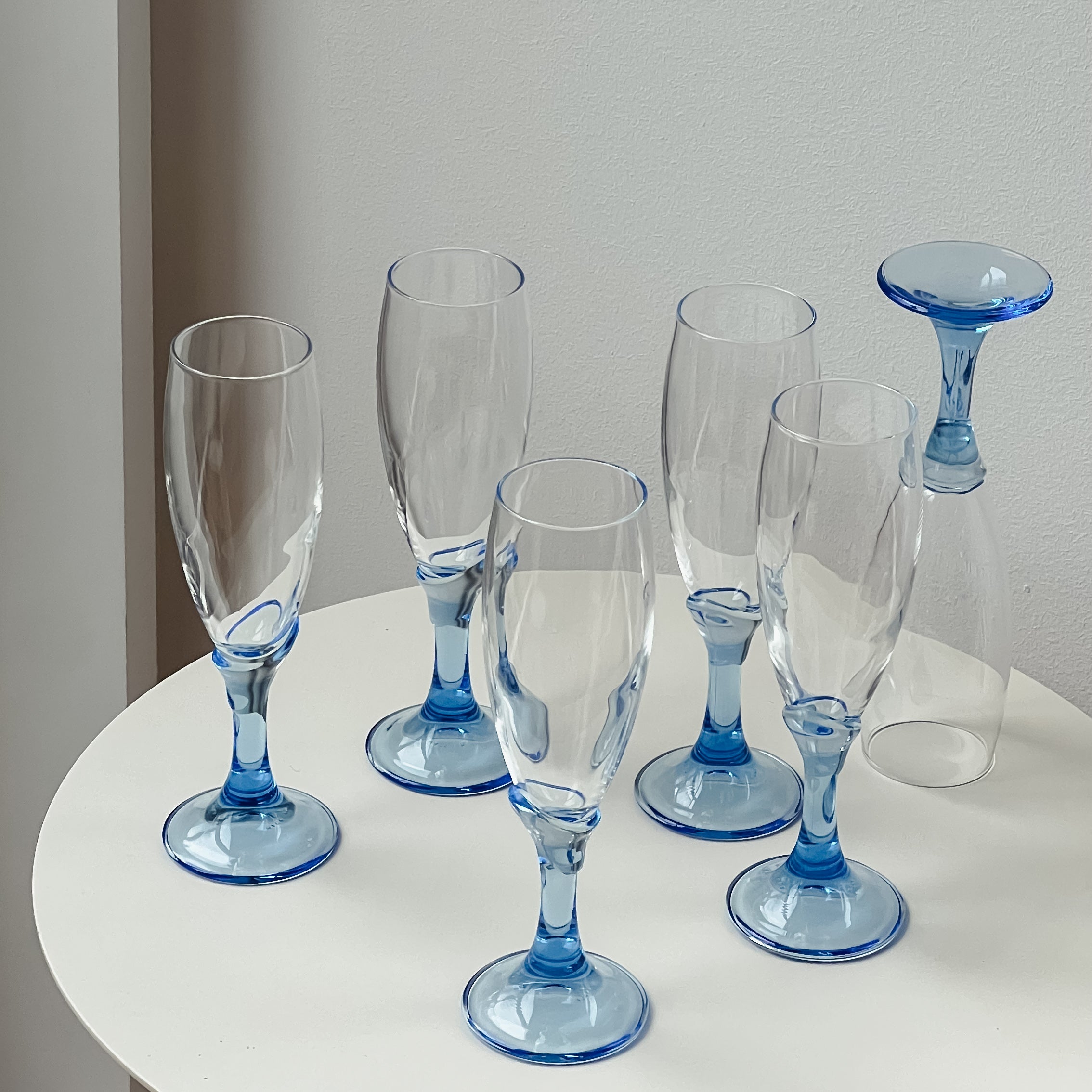 Wavy Stem Champagne Flutes (6x)