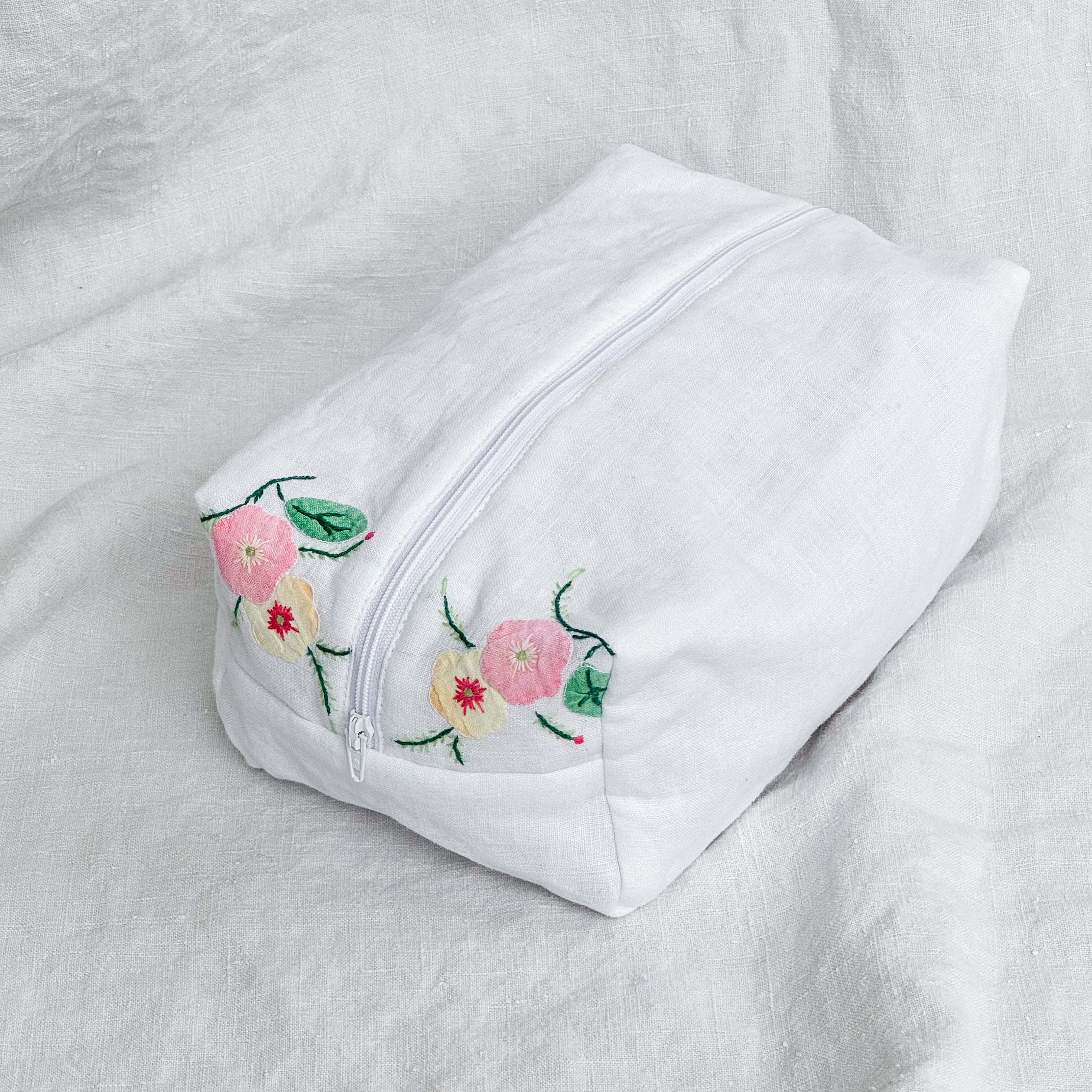 Grande Delicate Applique