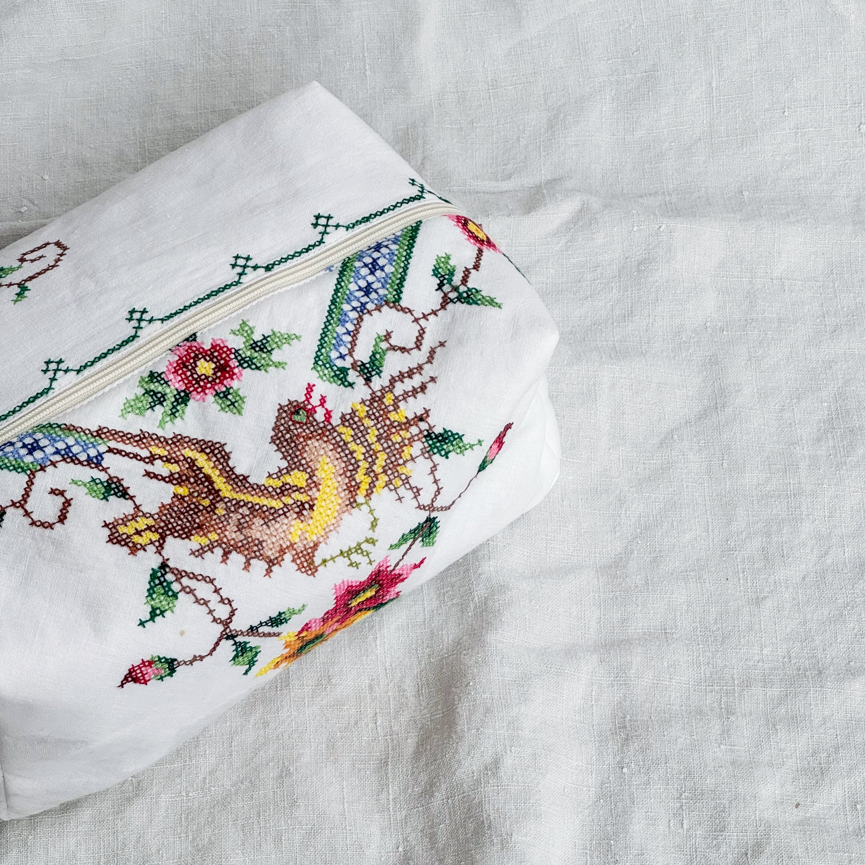 Grande Cross Stitch Bird