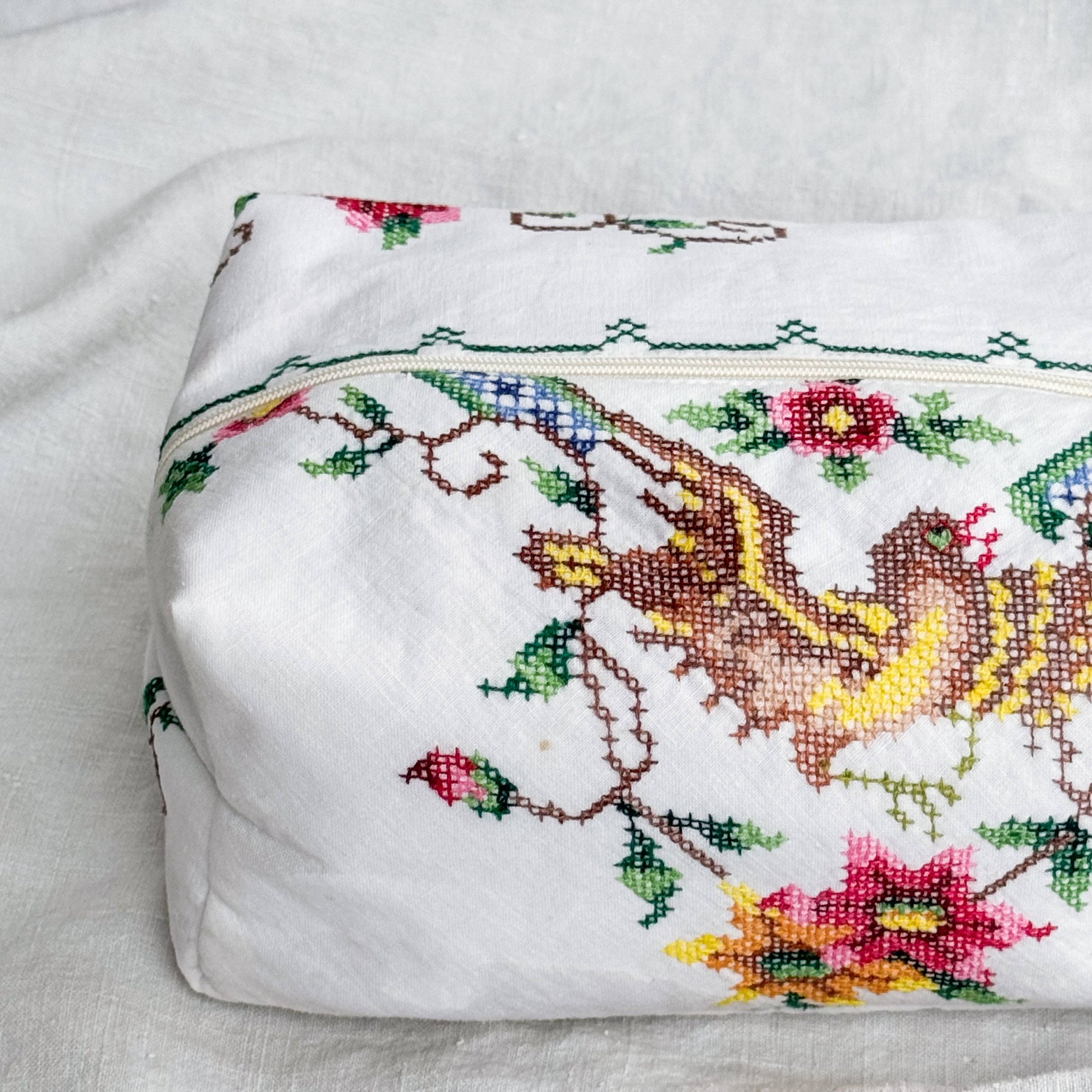 Grande Cross Stitch Bird