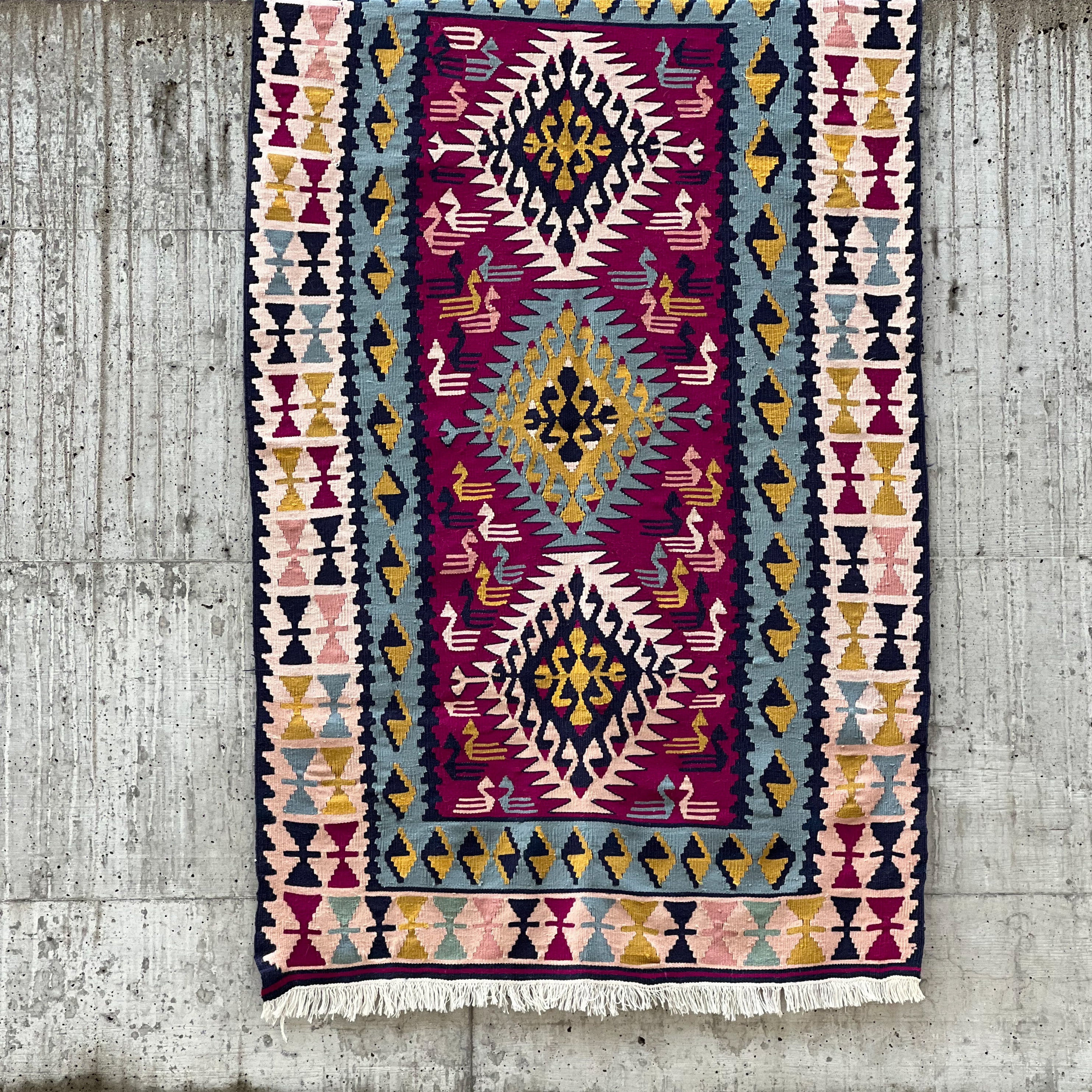 Bari Kilim