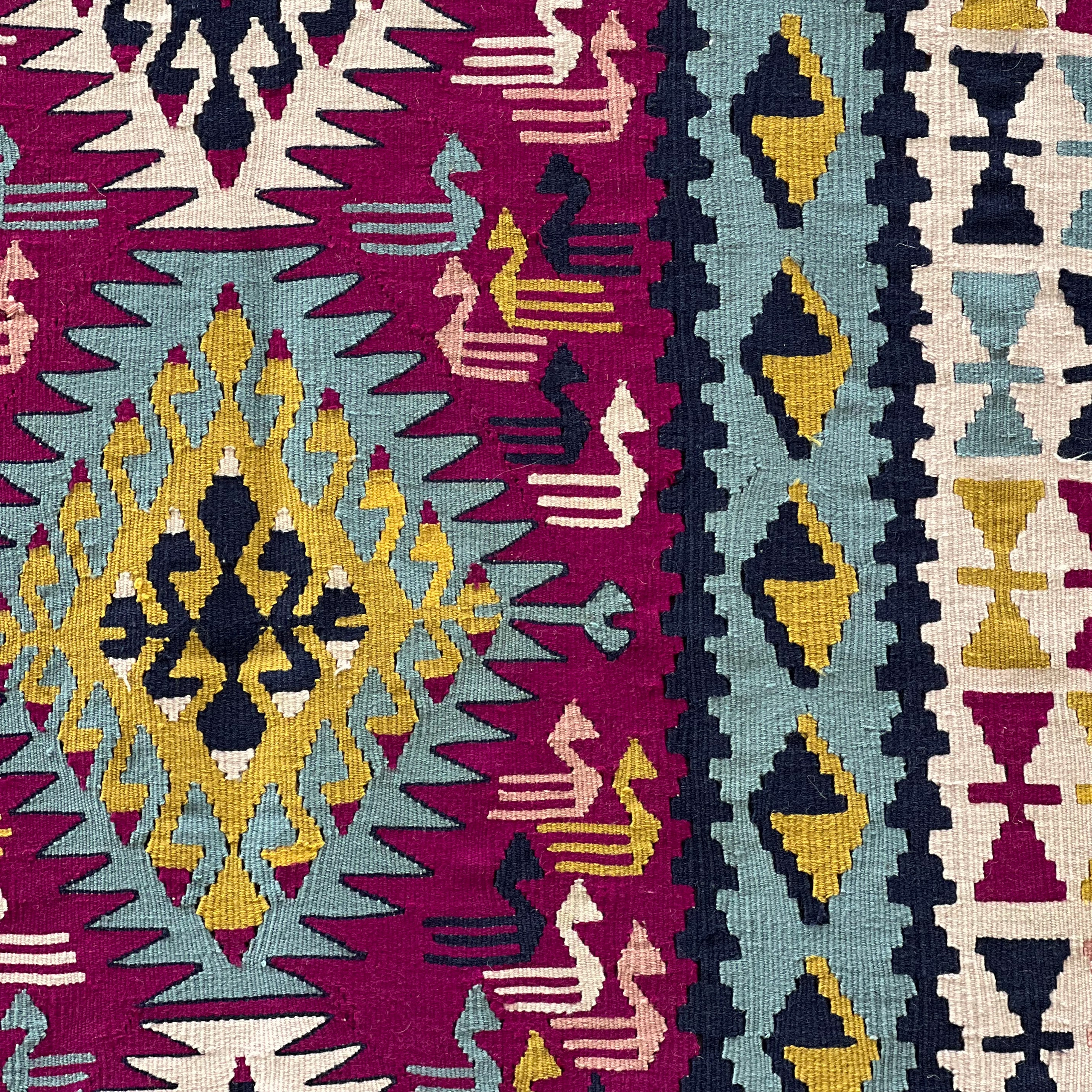 Bari Kilim