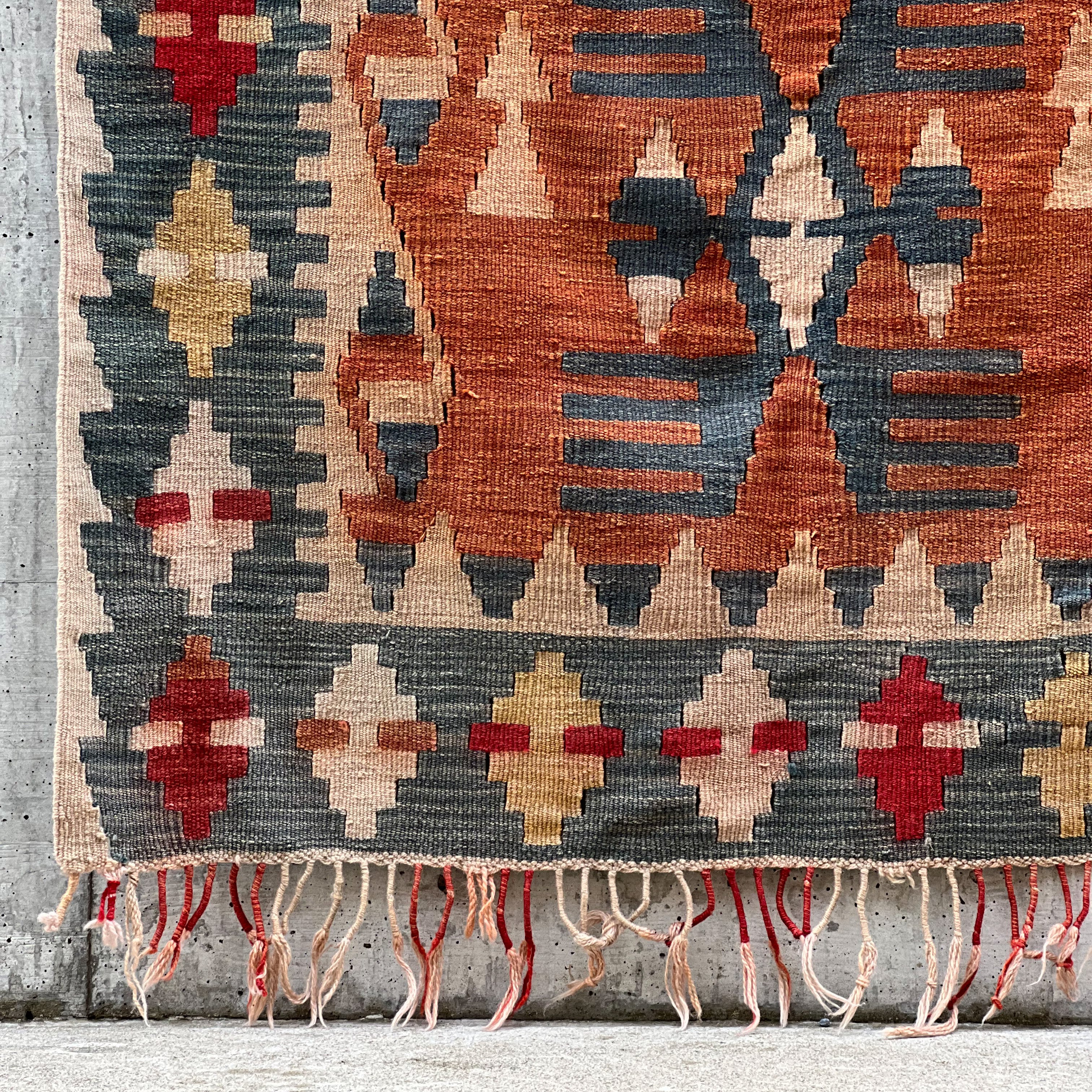 Girona Kilim