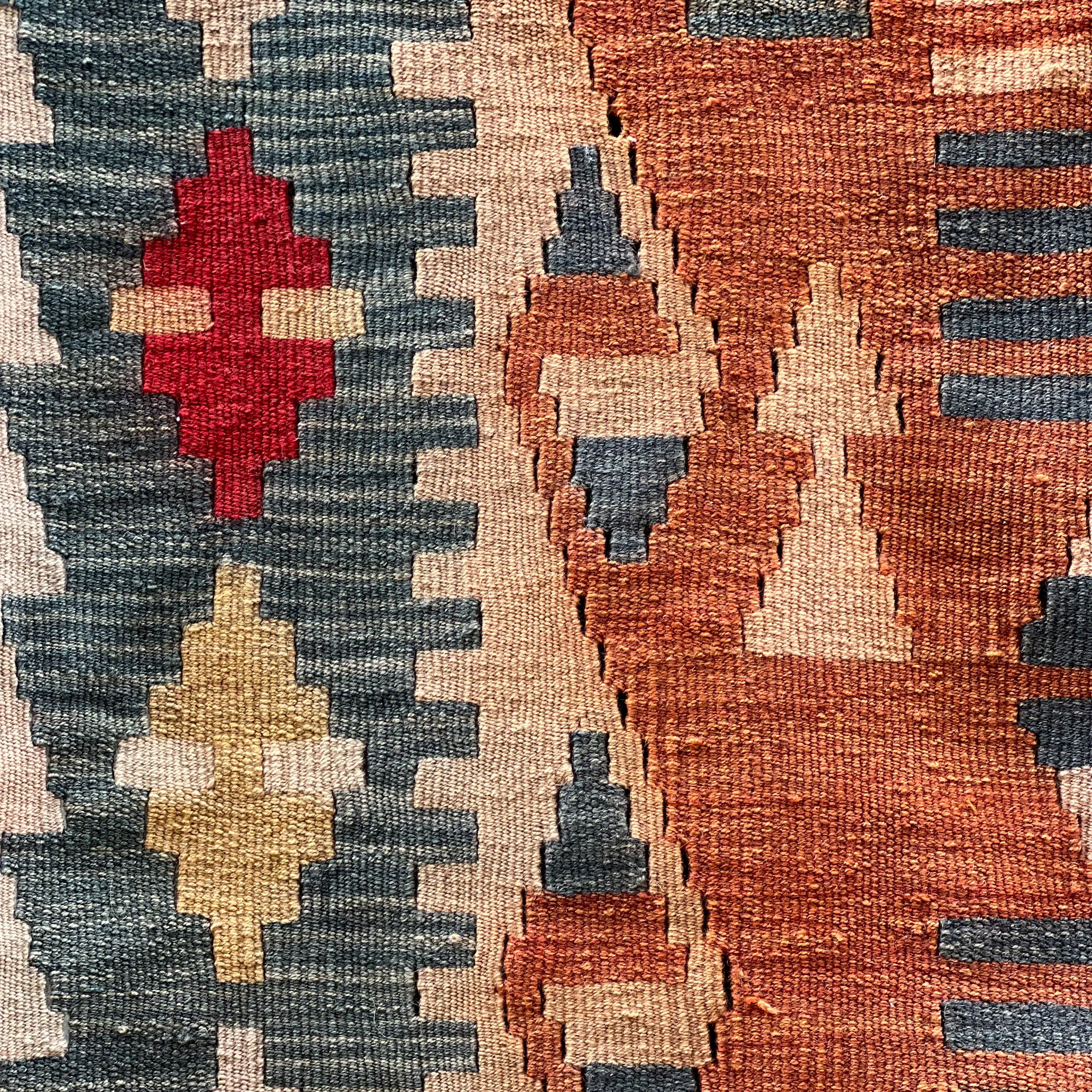 Girona Kilim