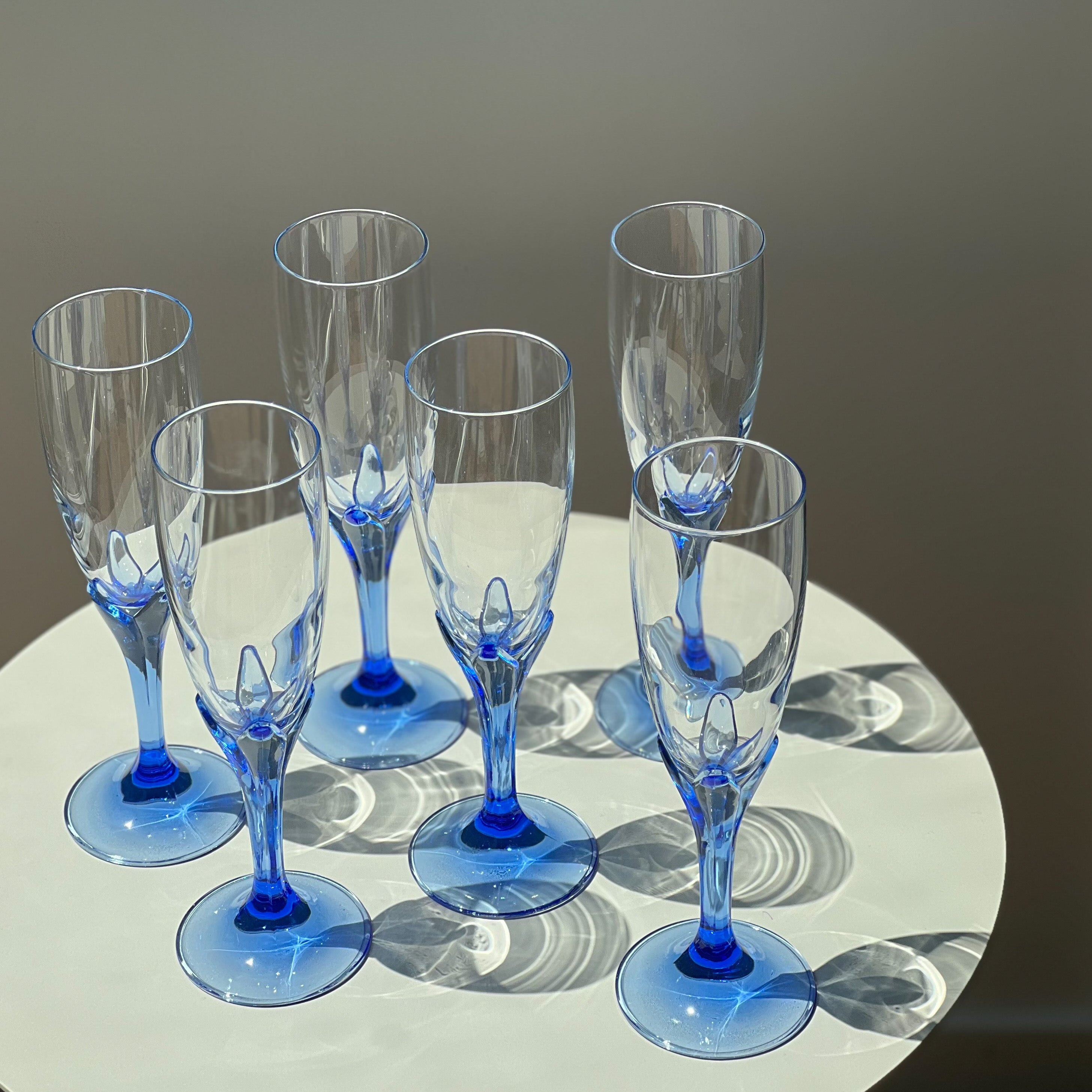 Blue Bouquet Champagne Flutes