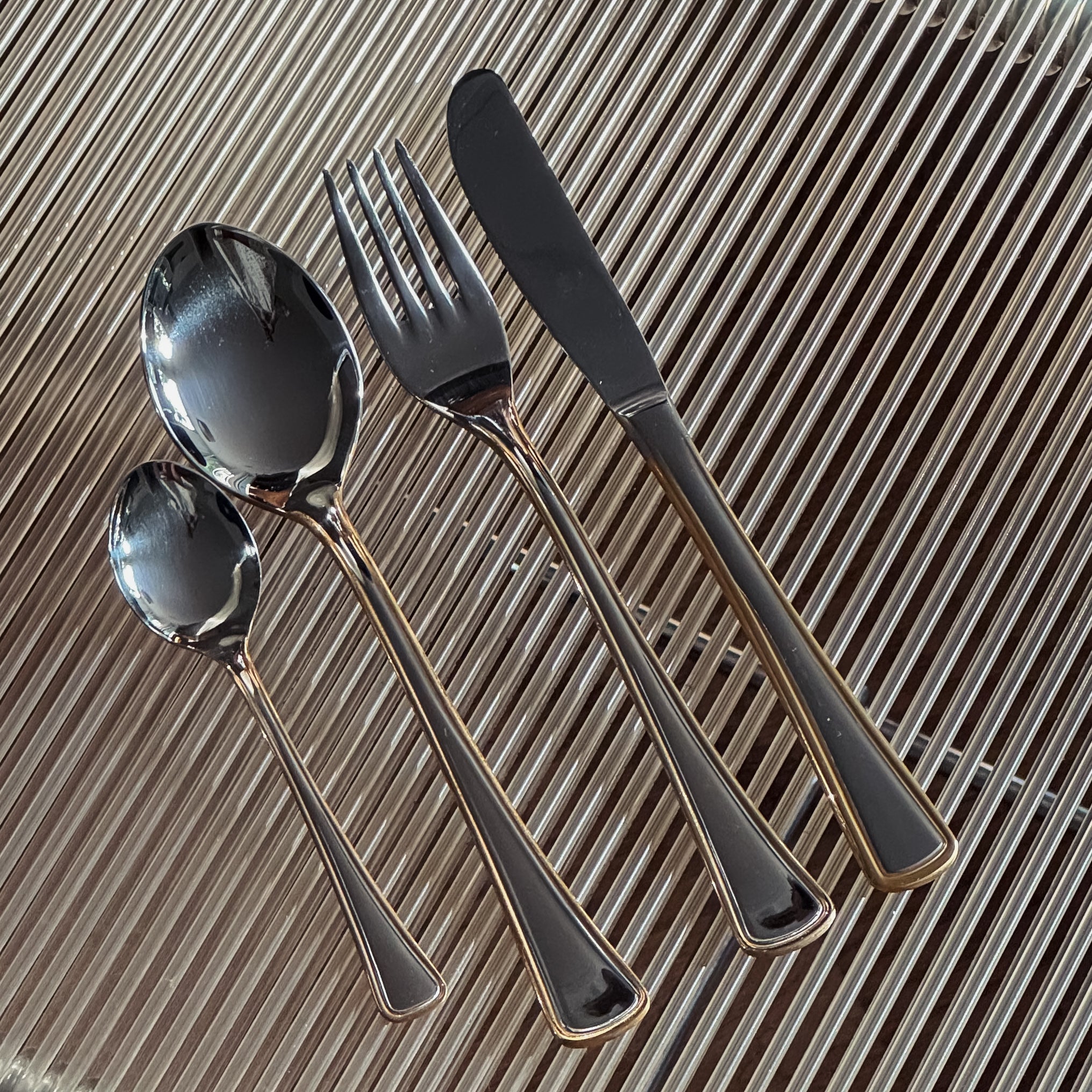 Mixed Metal Cutlery