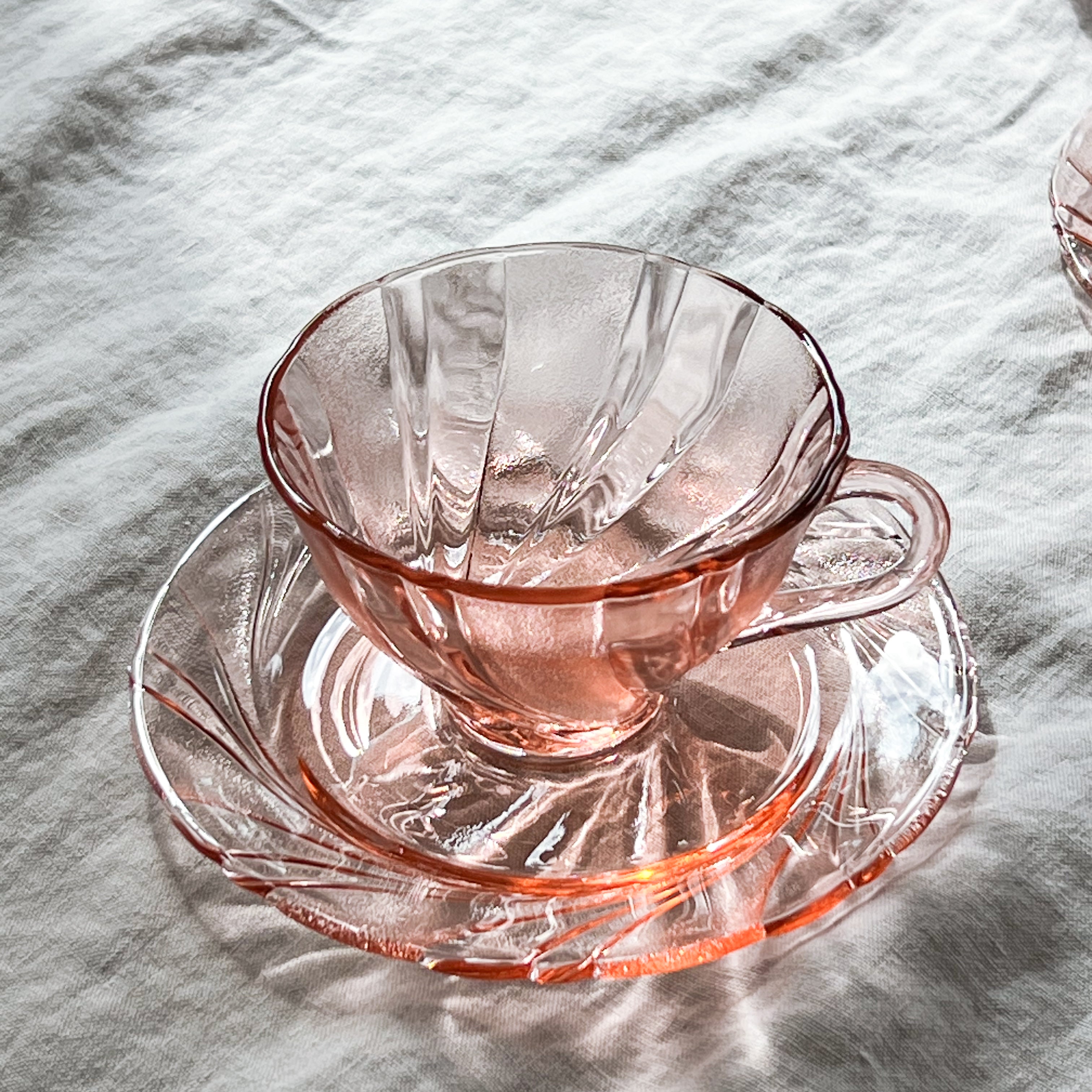 Pink Swirly Cappuccino Set