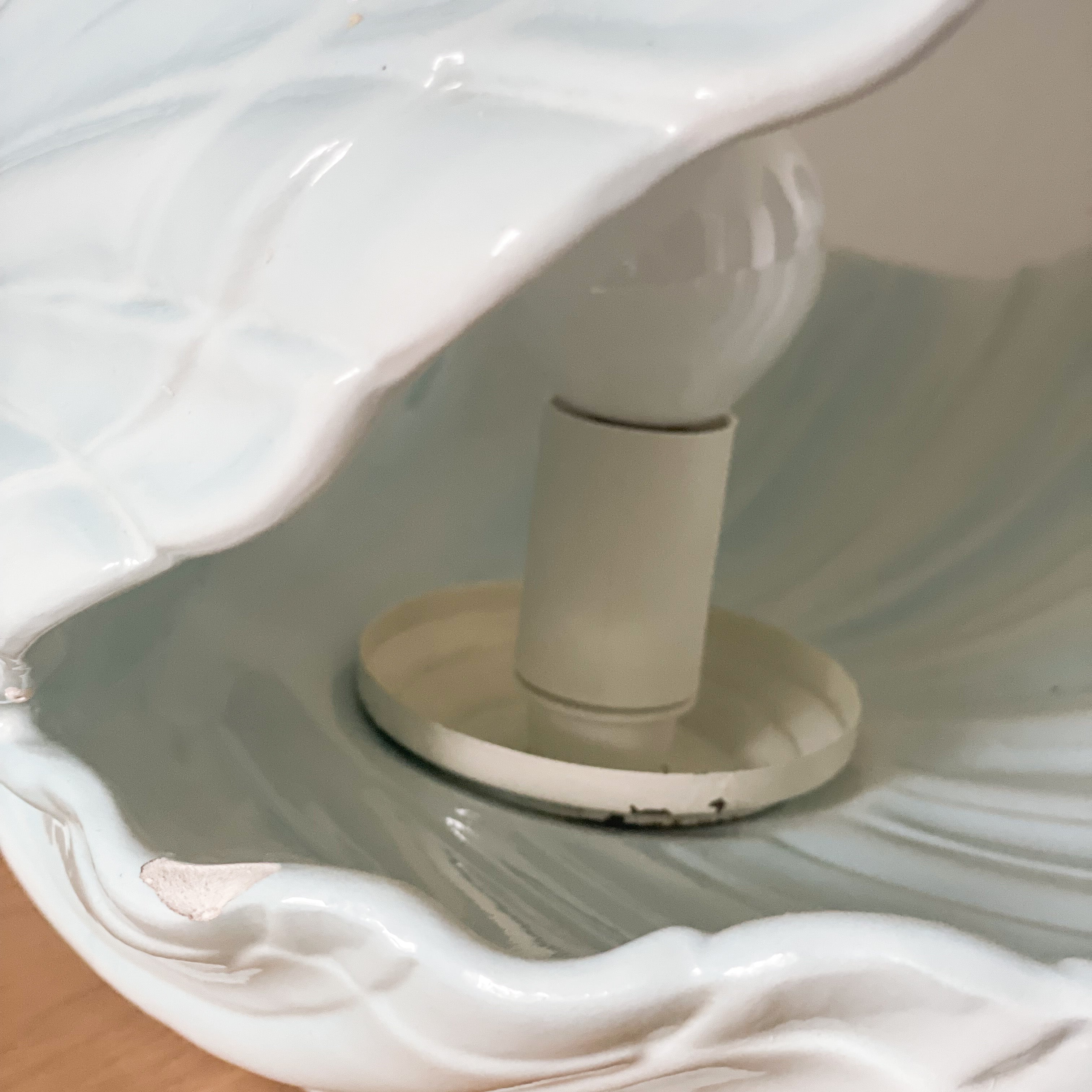 Pale Blue Clamshell Lamp