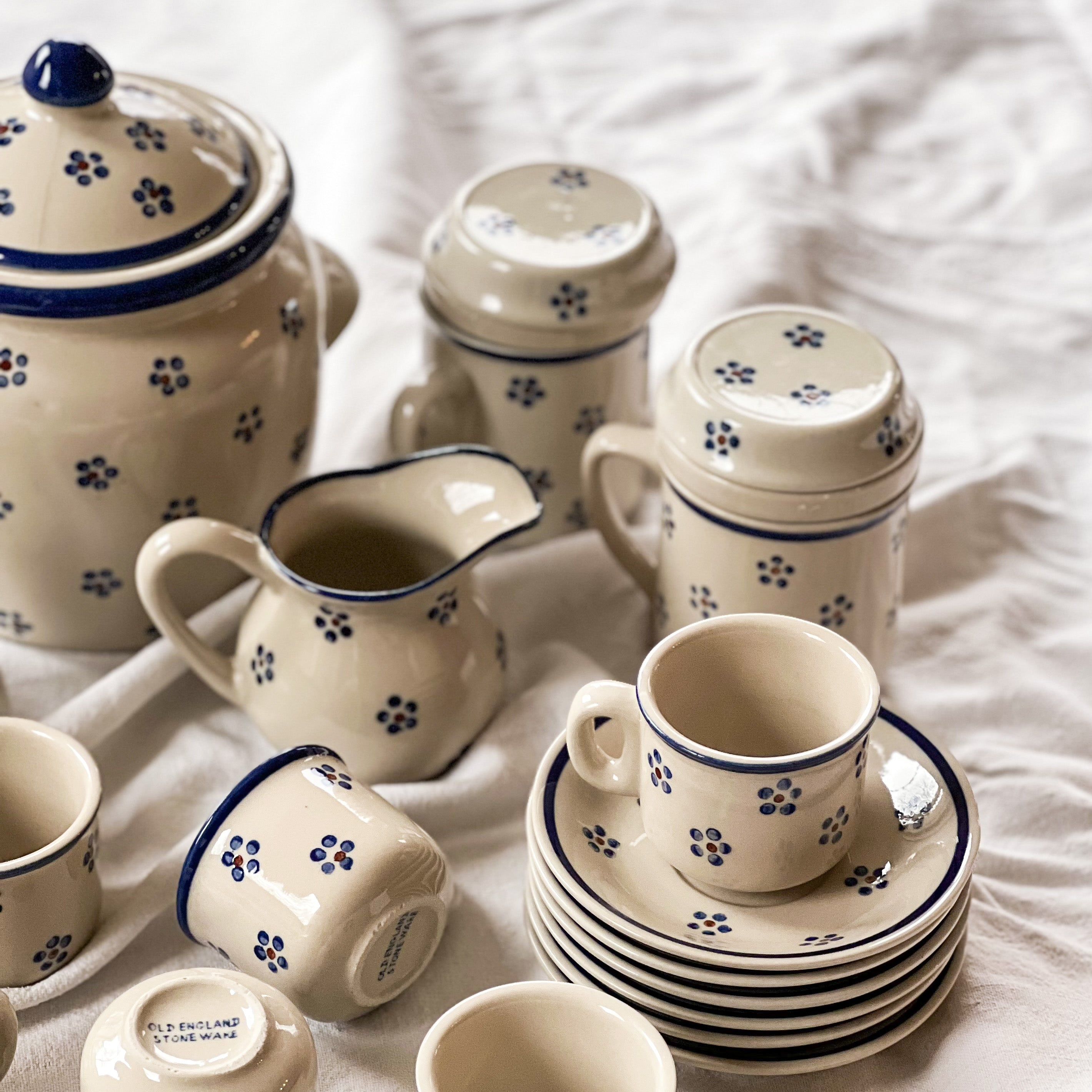 Floral Kitchen Set