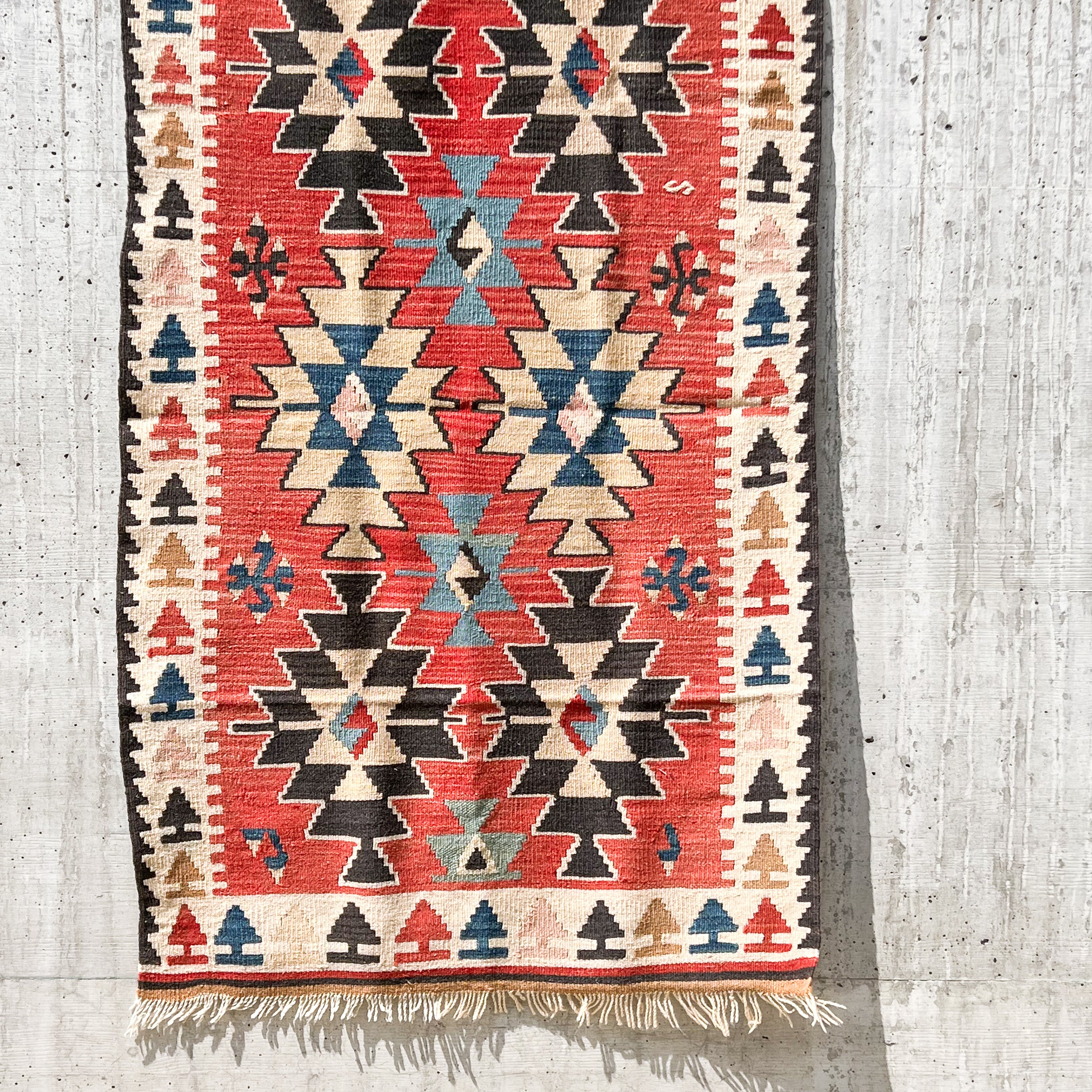 Granada Kilim