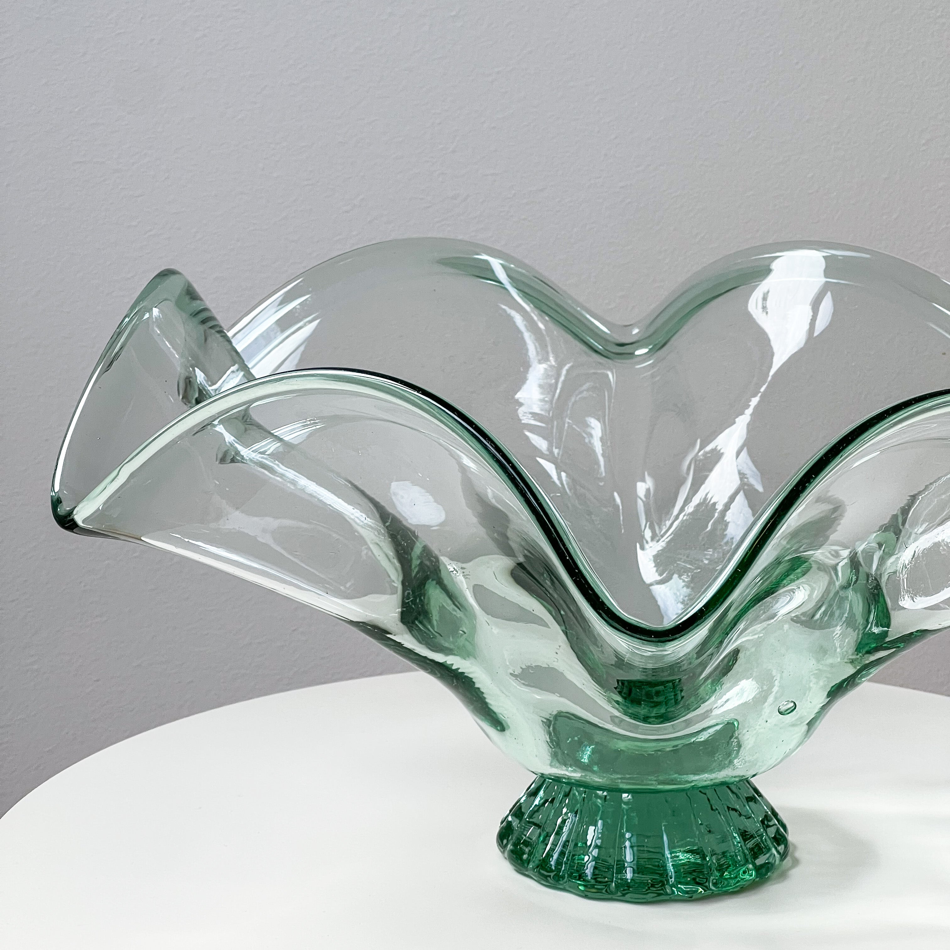 Scalloped Murano Centrepiece