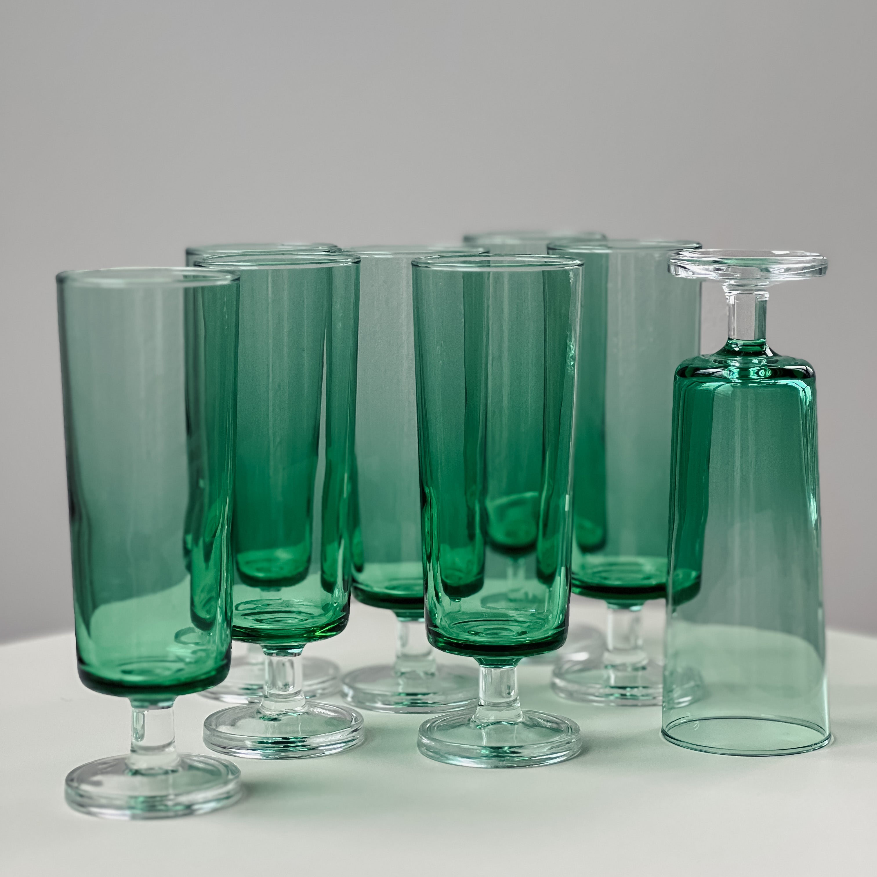 Emerald Champagne Flutes