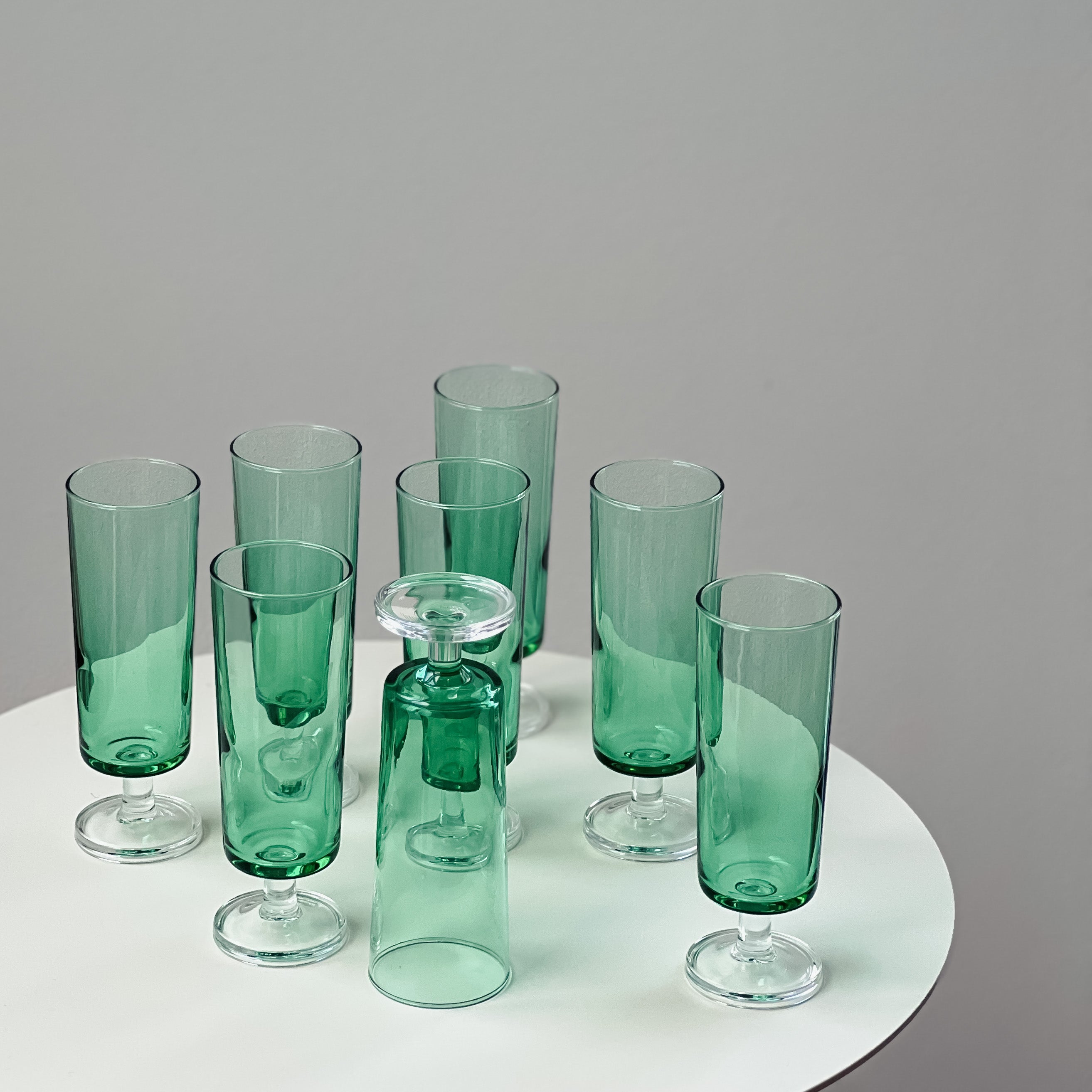 Emerald Champagne Flutes