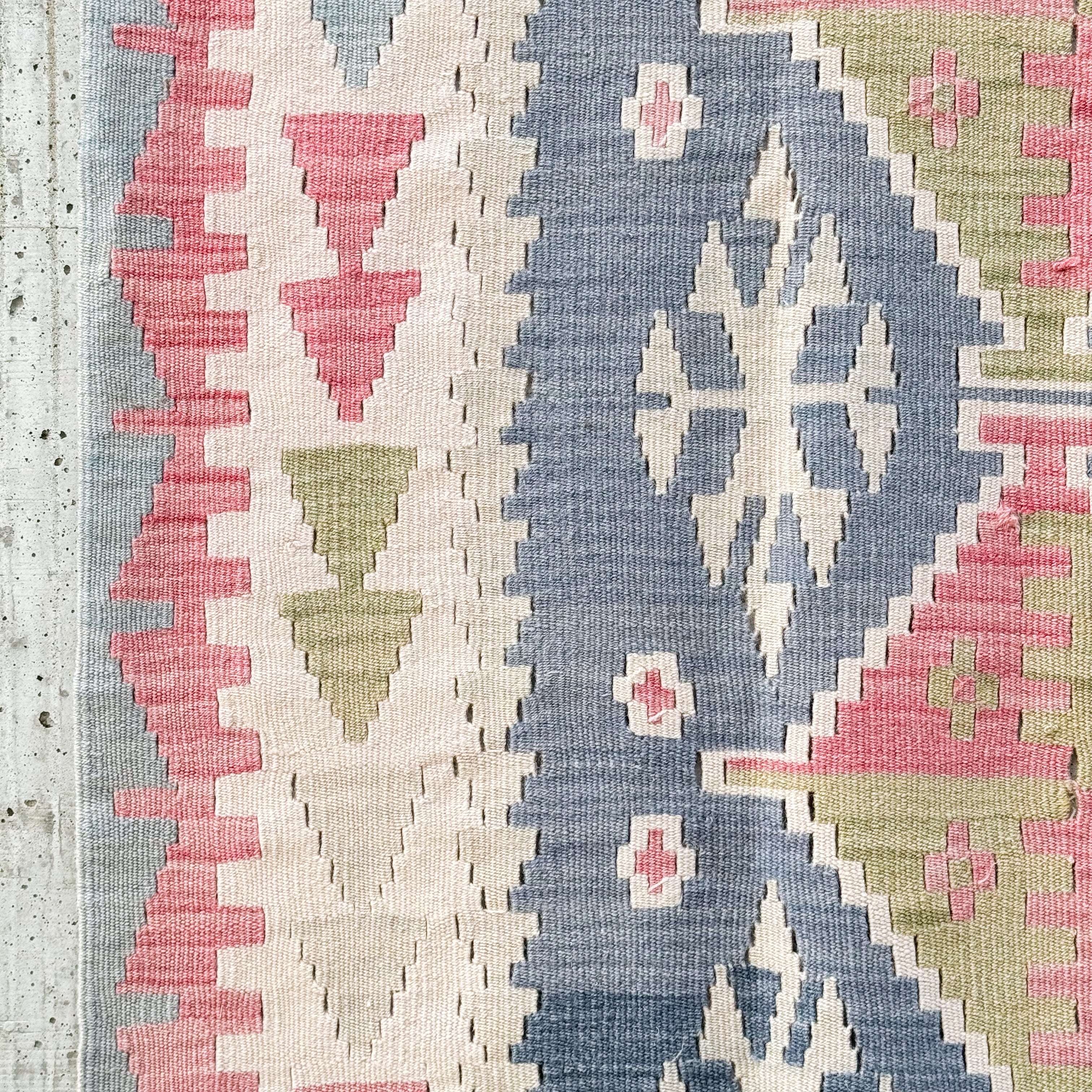 Brindisi Kilim