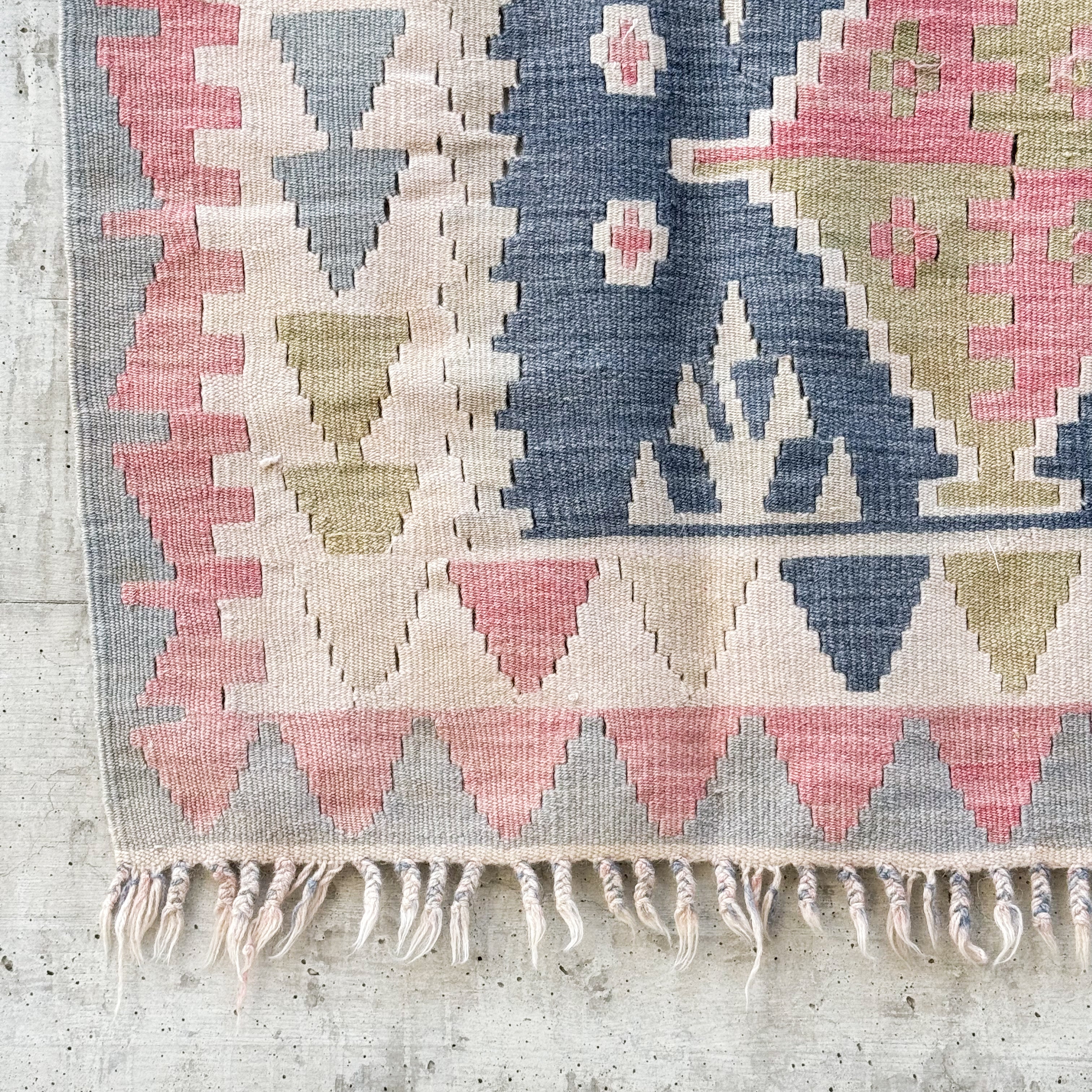 Brindisi Kilim