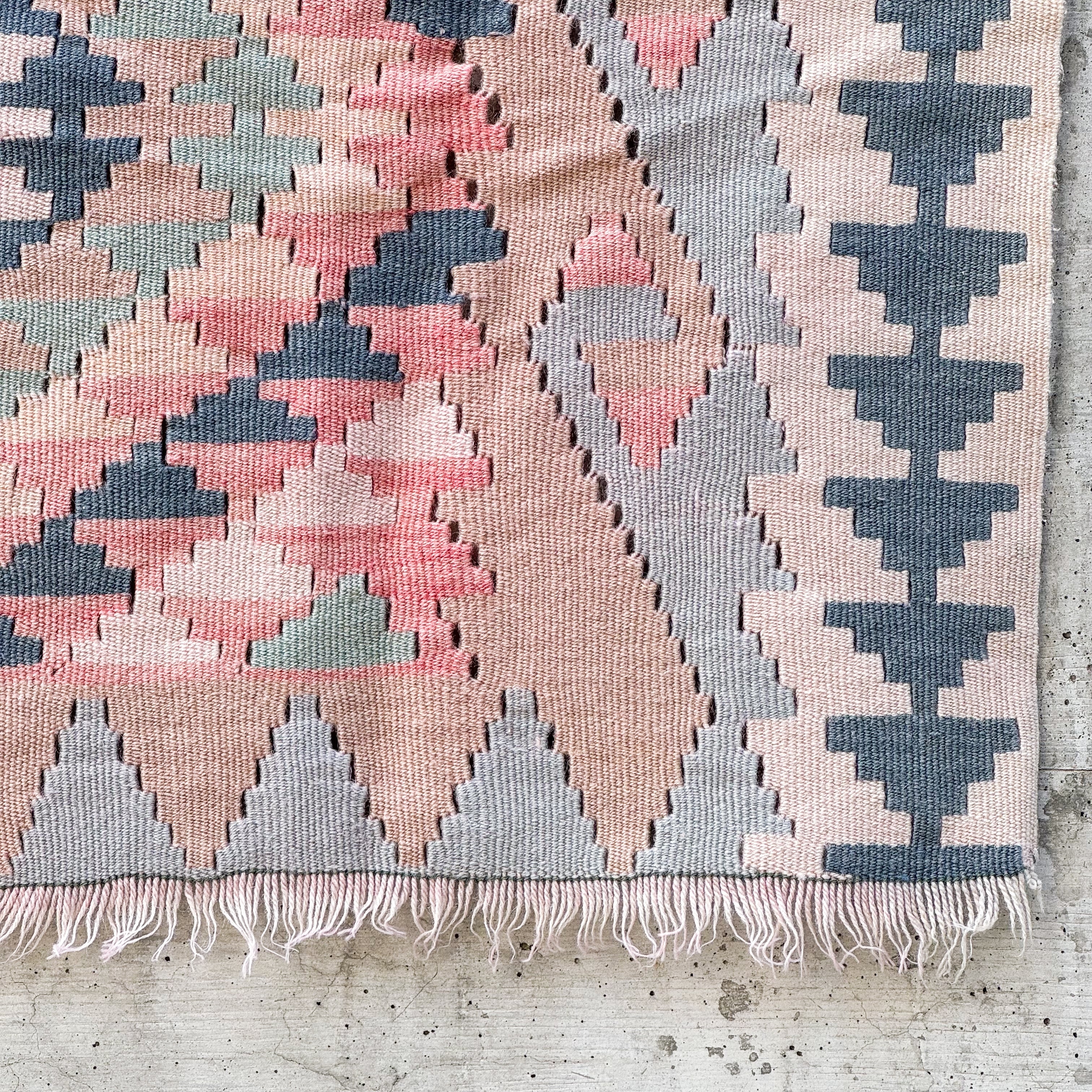 Evora Kilim