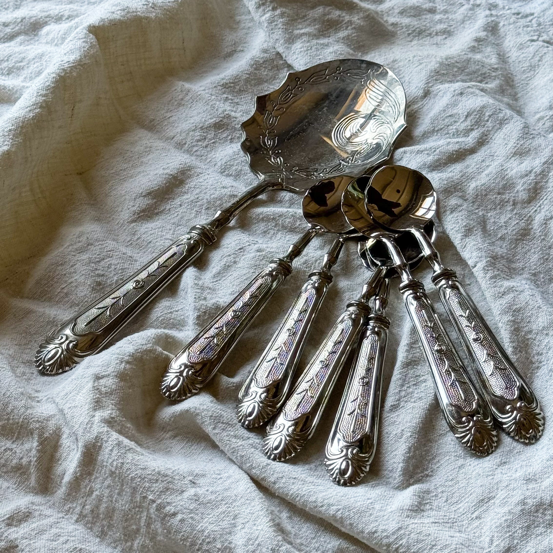 Silver-plated Dessert Cutlery