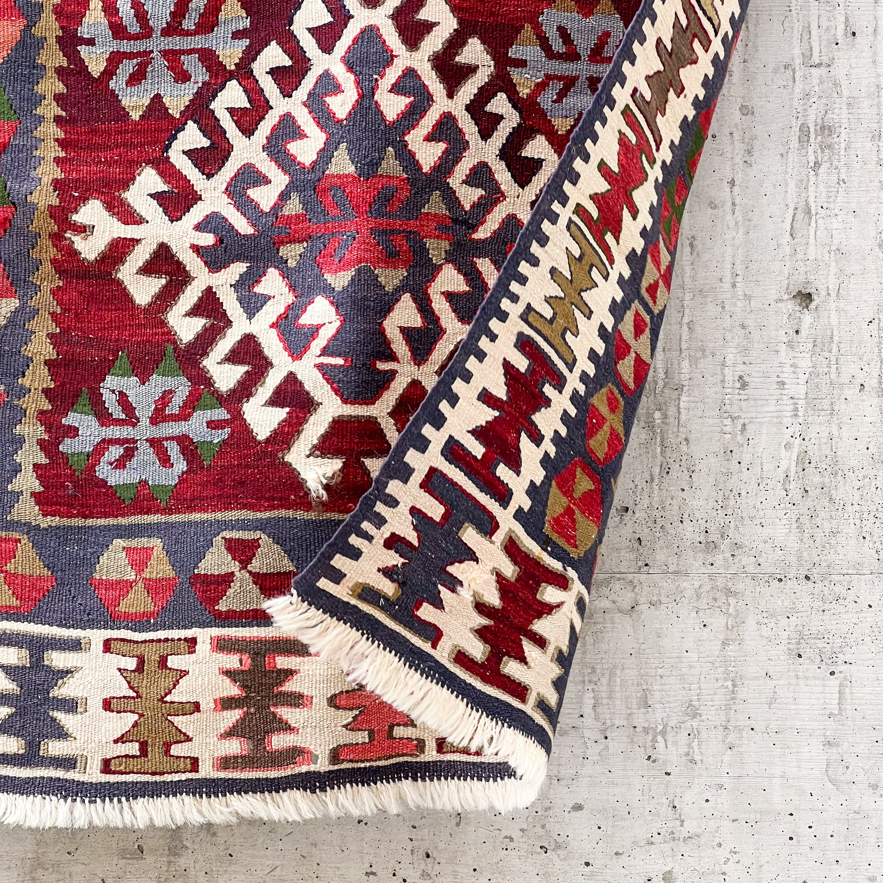 Milan Kilim